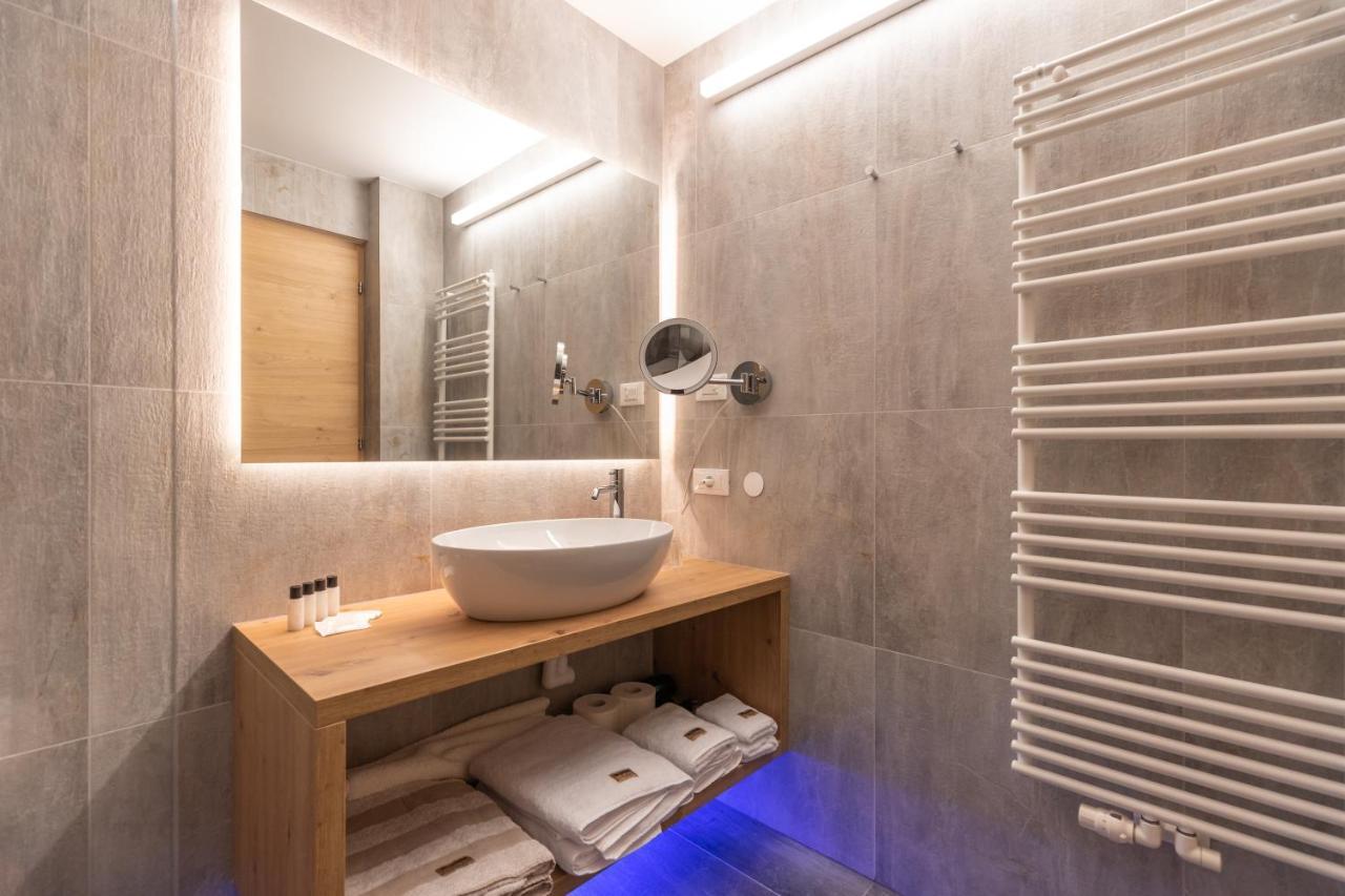 Am Brunnen Apartments Natz-Schabs エクステリア 写真