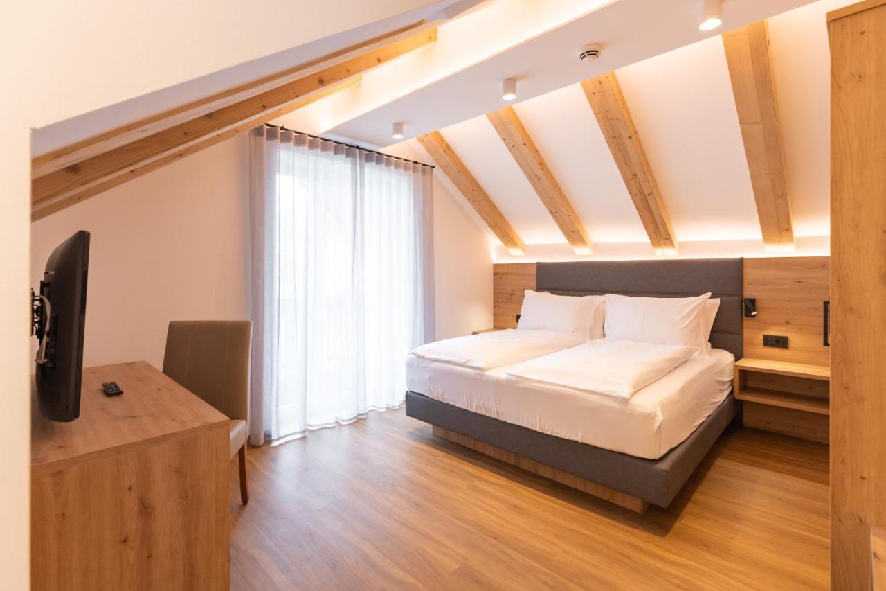 Am Brunnen Apartments Natz-Schabs エクステリア 写真