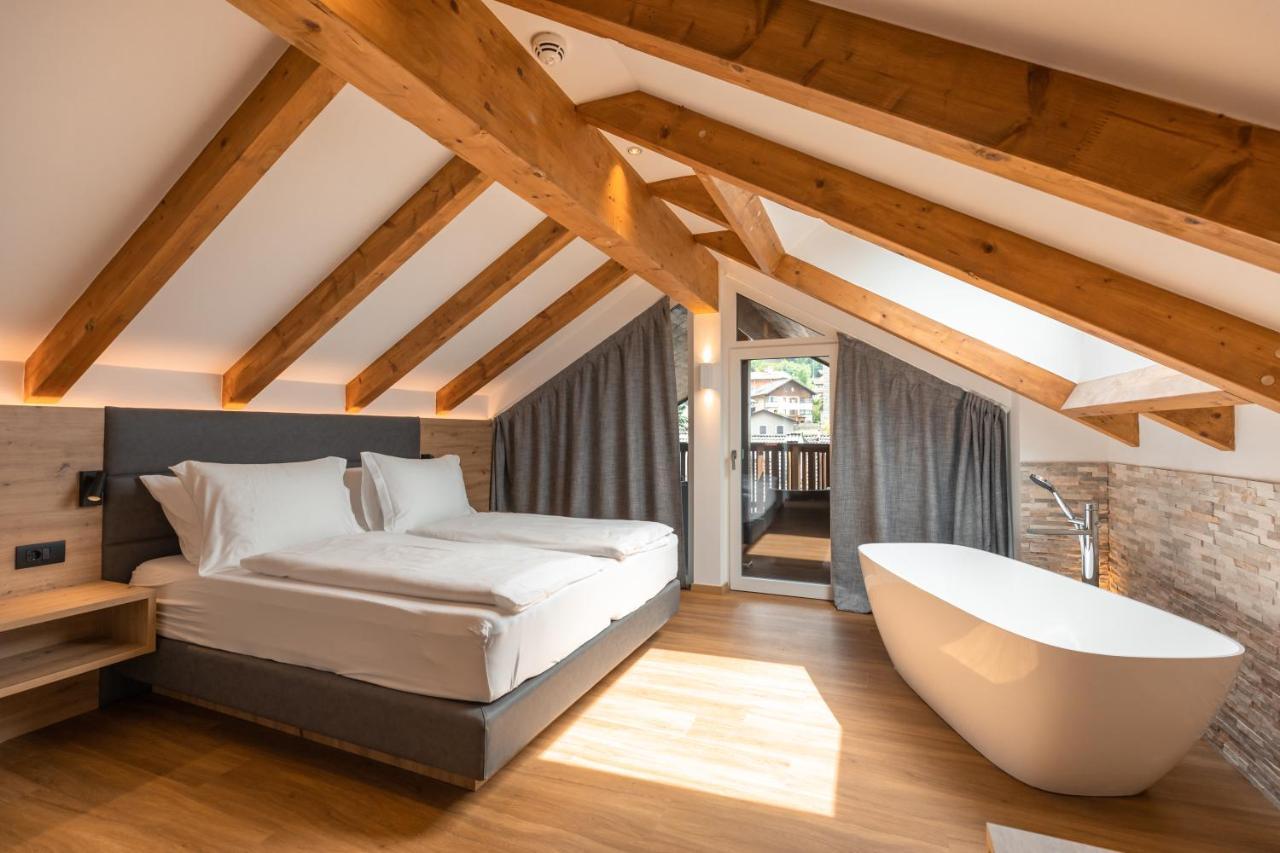 Am Brunnen Apartments Natz-Schabs エクステリア 写真