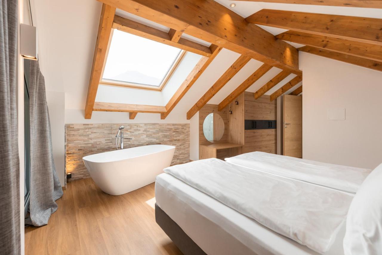 Am Brunnen Apartments Natz-Schabs エクステリア 写真